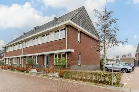 Hoekwoning te koop: Rhedenstraat 8, Stadsrand Dalem Noord Tilburg