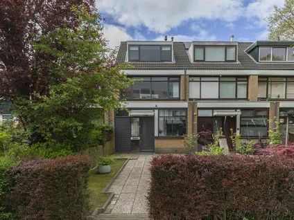 Tussenwoning te koop: Rhederoord 16, Groot IJsselmonde Rotterdam