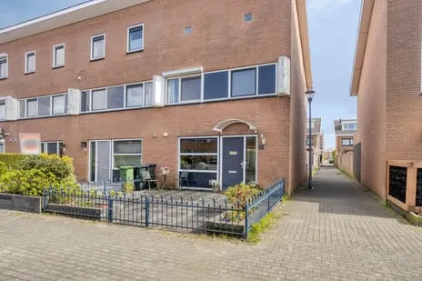Hoekwoning te koop: Rhienderstein 19, Nieuw-Vennep Getsewoud Zuid Nieuw-Vennep
