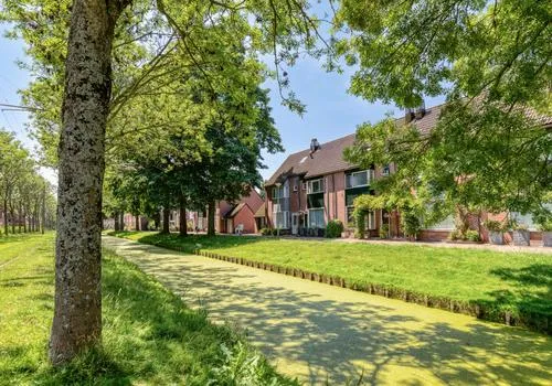 Terraced house for sale: Rhijnauwensingel 459, Beverwaard Rotterdam