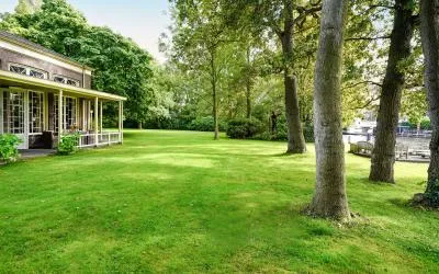 Vrijstaande woning te koop: Rhijnhofweg 2B, Hoge Mors Leiden