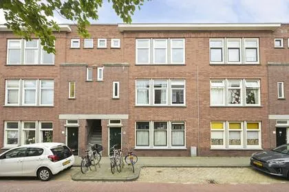 Appartement te koop: Rhododendronstraat 106, Heesterbuurt 'S-Gravenhage