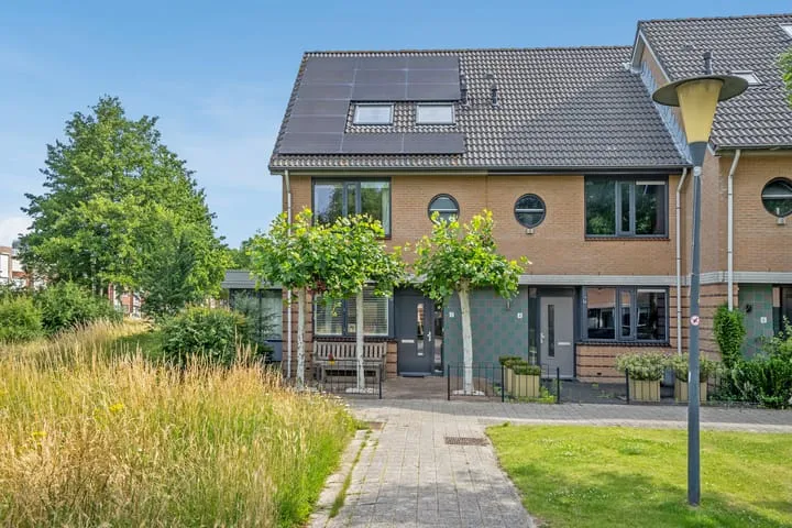 Corner house for sale: Rhoonstraat 2, Oosterheem-Noord-Oost Zoetermeer