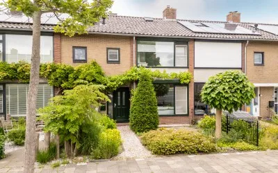 Terraced house for sale: Rialaan 28, Oostvoorne Oostvoorne