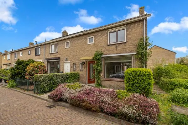 Hoekwoning te koop: Ribeslaan 6, Tuindorp Schiedam