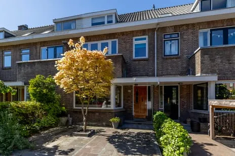 Tussenwoning te koop: Ribeslaan 62, Schiebroek Rotterdam