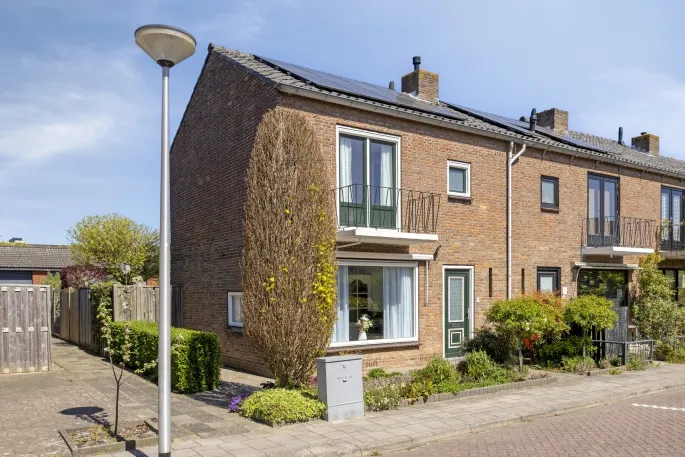 Hoekwoning te koop: Ribesstraat 25, Oud-Beijerland Croonenburghwijk Oud-Beijerland