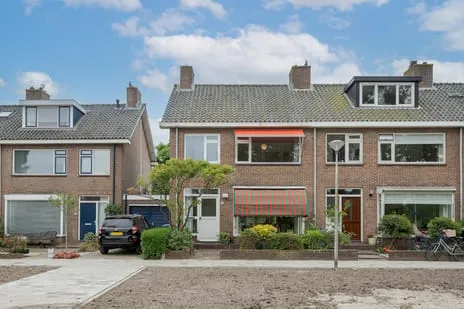 Tussenwoning te koop: Richard Wagnerlaan 6, Adegeest Voorschoten
