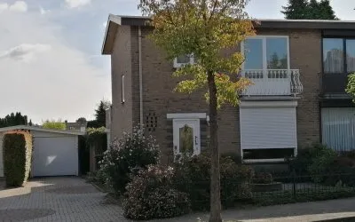 Twee-onder-één-kap te koop: Ridder Hoenstraat 207, Nieuw Lotbroek-Noord Hoensbroek