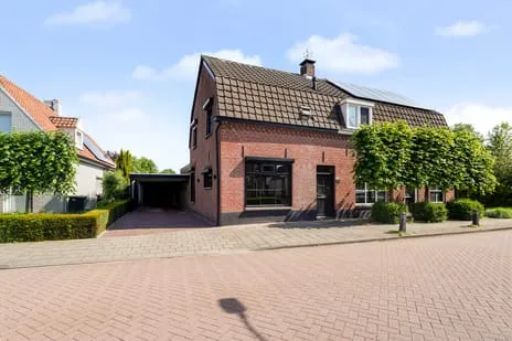 Twee-onder-één-kap te koop: Ridder van Cuijkstraat 52, Boxtel-Centrum Boxtel
