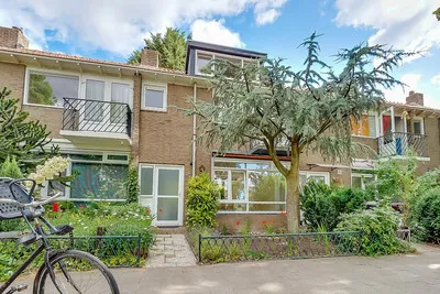 Tussenwoning te koop: Ridderplantsoen 4, Nieuw Hoograven-Noord Utrecht