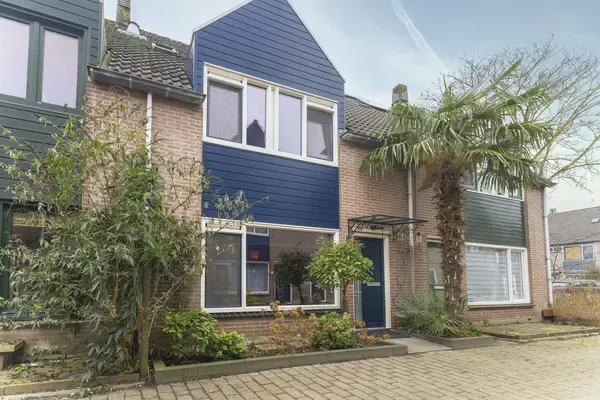 Tussenwoning te koop: Ridderspoor 33, Zwaag