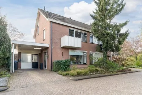 Semi-detached for sale: Ridderspoor 9, Voorkoop Zuid Culemborg