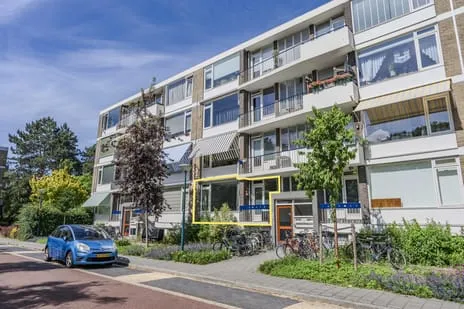 Appartement te koop: Ridderspoorlaan 17, Bloemenbuurt Oegstgeest