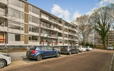 Appartement te koop: Ridderspoorlaan 83, Oegstgeest