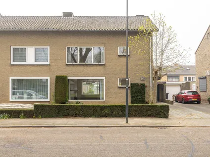 Twee-onder-één-kap te koop: Ridgewaystraat 27, Limbrichterveld Sittard