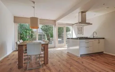 Tussenwoning te huur: Rie Cramerstraat 64, Heldenbuurt Amstelveen