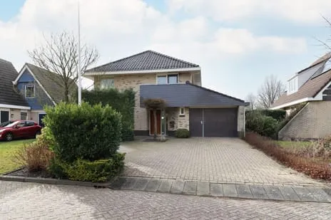 Vrijstaande woning te koop: Ried 14, Nijlân Leeuwarden