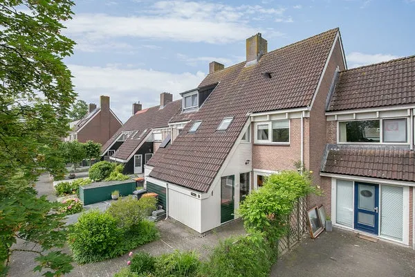 Huurwoning: Rielant 42 in Monnickendam - €2.500 per maand - 126m²