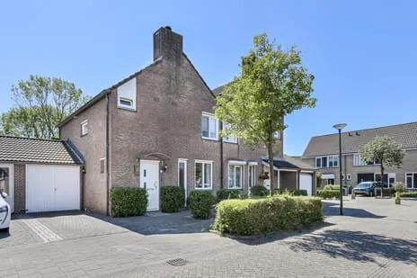 Tussenwoning te koop: Rietbeemd 43, Beemdenbuurt Oosterhout (Nb)