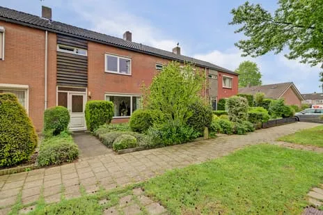 Tussenwoning te koop: Rietdekkersstraat 6, Kerkdriel Kerkdriel