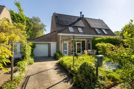 Tussenwoning te koop: Rietgorsmeen 147, Vogelwaard Harderwijk