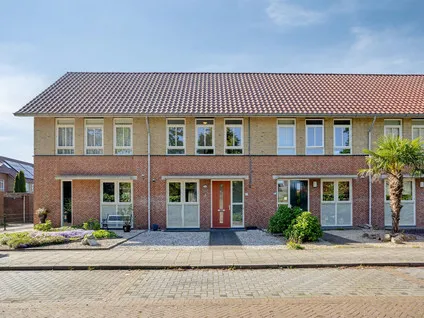 Tussenwoning te koop: Rietkamp 21, Gameren Gameren