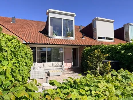 Tussenwoning te koop: Rietlaan 116, Derde woonwijk Zeewolde