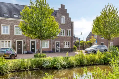 Hoekwoning te koop: Rietoever 20, Roelofarendsveen Roelofarendsveen