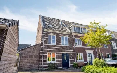 Hoekwoning te koop: Rietoever 58, Tuinbouwgebied Roelofarendsveen