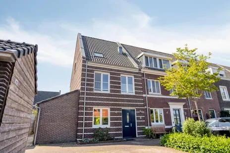 Hoekwoning te koop: Rietoever 58, Tuinbouwgebied Roelofarendsveen