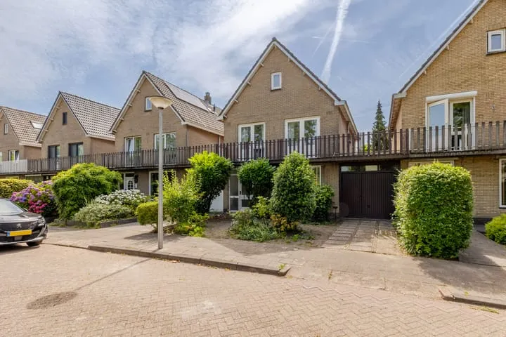 Tussenwoning te koop: Rietschoot 90, Kerkbuurt Oostzaan