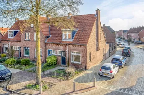 Hoekwoning te koop: Rietstraat 102, Nieuwland Almelo