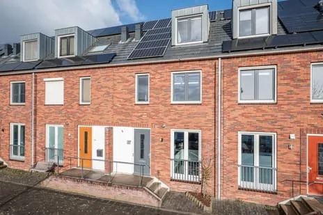Tussenwoning te koop: Rietveldstraat 193, Ackerse Zoom Bergschenhoek
