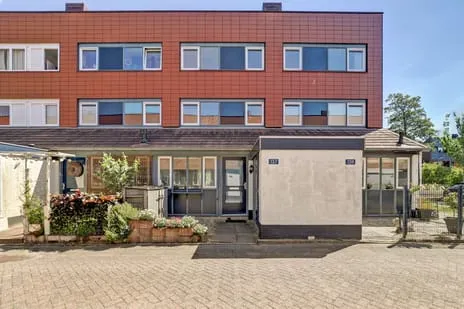 Terraced house for sale: Rietzoom 137, Zomenbuurt Gouda