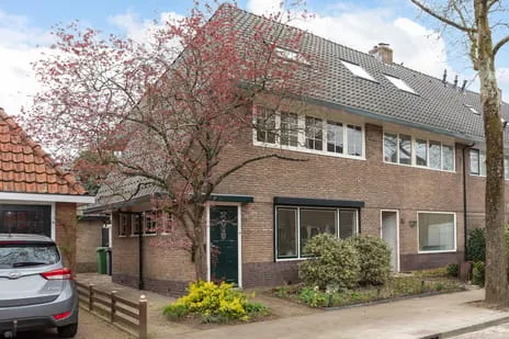 Hoekwoning te koop: Rigelstraat 81, Hilversum