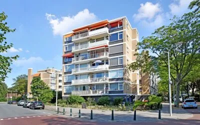 Appartement te koop: Rigolettostraat 215, Componistenbuurt 'S-Gravenhage