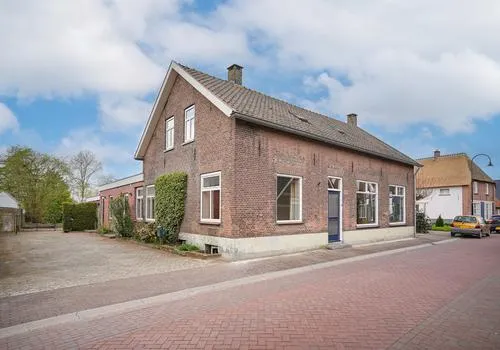 Vrijstaande woning te koop: Rijdt 33, Horssen