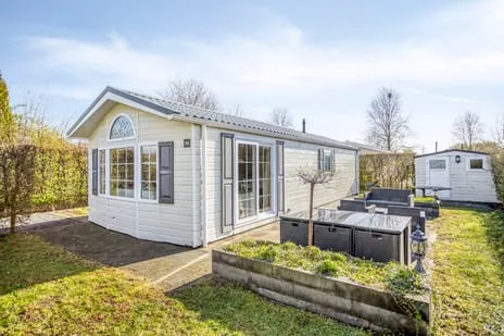 Woning te koop: Rijk van Batouwe 50, Verspreide huizen Lede en Oudewaard Kesteren