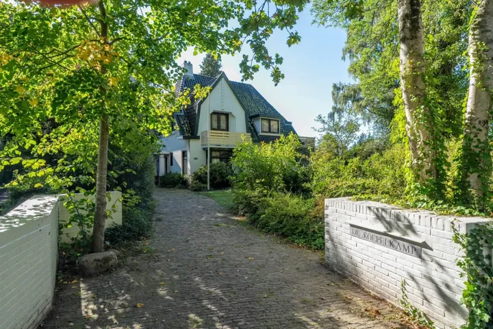 Vrijstaande woning te koop: Rijksstraatweg 130, Buitengebied Glimmen Glimmen