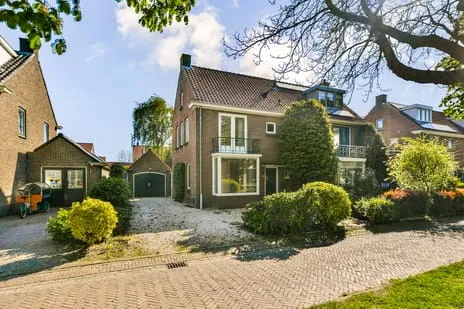 Twee-onder-één-kap te koop: Rijksstraatweg 144, Driehoven Loenen Aan De Vecht