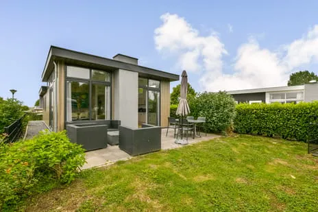 Vrijstaande woning te koop: Rijksstraatweg 186-118, Dordtse Biesbosch Dordrecht