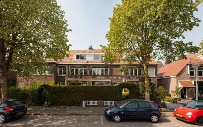 Tussenwoning te koop: Rijksstraatweg 276, Groot Deijleroord en Ter Weer Wassenaar