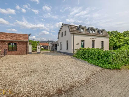 Vrijstaande woning te koop: Rijksstraatweg 41, Kern Lomm Lomm