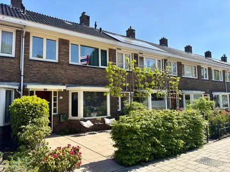 Tussenwoning te koop: Rijksstraatweg 91, Duivendrecht Duivendrecht