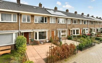 Tussenwoning te koop: Rijksstraatweg 91, Duivendrecht Duivendrecht