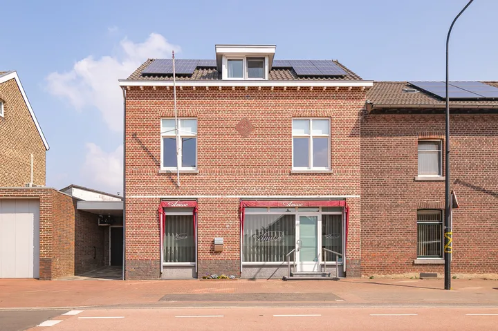 Appartement te koop: Rijksweg 105, Gronsveld