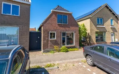 Vrijstaande woning te koop: Rijksweg 110, Jirnsum Jirnsum