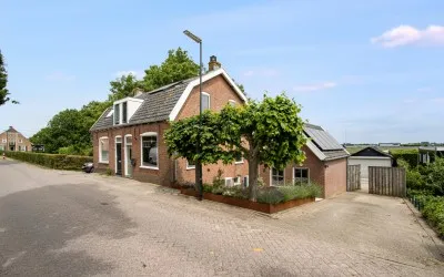 Twee-onder-één-kap te koop: Rijksweg 22, Nieuwendijk Nieuwendijk