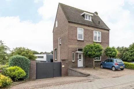Vrijstaande woning te koop: Rijksweg 62, Cadier Cadier En Keer